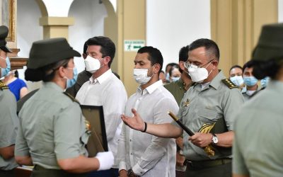 El Ministro del Interior, acompañó en las honras fúnebres a los familiares de los patrulleros de la Policía del Meta.