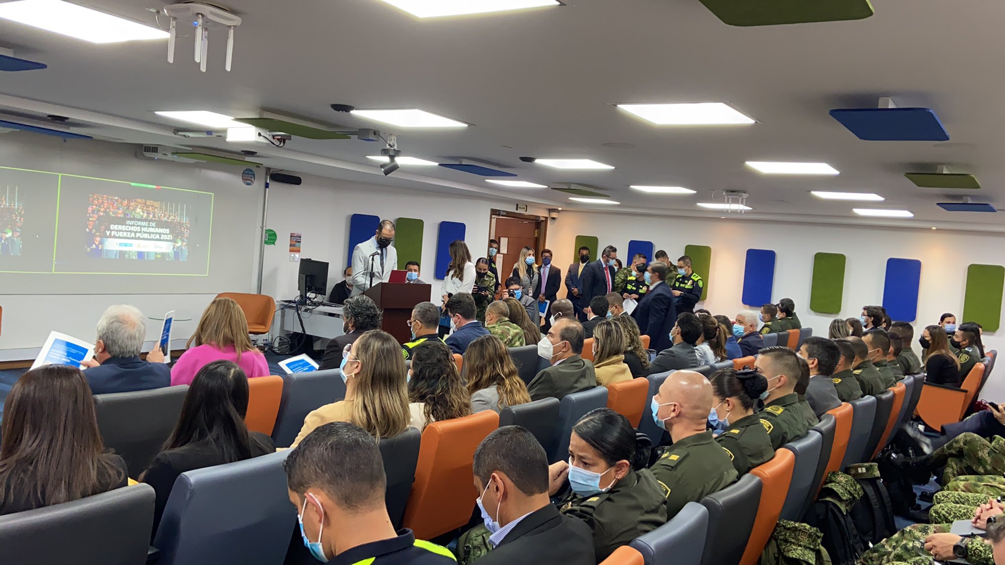 C9B20852-9718-4799-922B-333431B17047