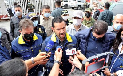 El Ministro del Interior Daniel Palacios, llegó a Pereira, Risaralda, para adelantar PMU, realizando esfuerzos en atención a las víctimas de la emergencia, y darle todo un mensaje de solidaridad a las familias.