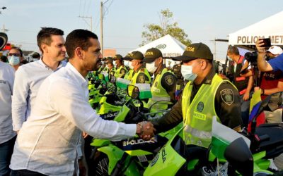 ”Gobierno Nacional entregó 50 motocicletas para fortalecer la capacidad operativa de la Policía en Montería. Con una inversión de más de $1.500 millones.”