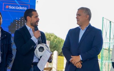 El Ministro del Interior, Daniel Palacios acompañó al presidente a entregar un ‘Sacúdete al Parque’ , para promover el deporte y sana convivencia en los más de 10 mil habitantes del municipio de Bojacá en Cundinamarca.