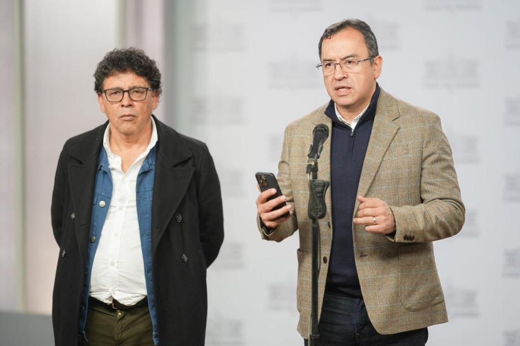 Para responder a la ola invernal que enfrenta el país, Gobierno Nacional convoca sala de crisis que operará las 24 horas del día y citará Junta Directiva de Fondo para asignación de recursos
