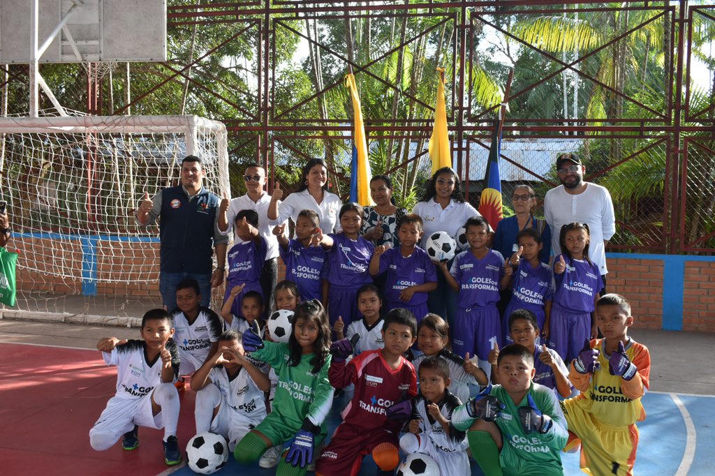 Goles de Paz llega a Inírida Guainía El Ministerio del Interior adelantó en Inírida, Guainía, la estrategia Goles de Paz, iniciativa del Gobierno del Cambio para incentivar en los niños víctimas del conflicto armado la práctica del deporte como un modelo de vida, de unión y reconciliación.