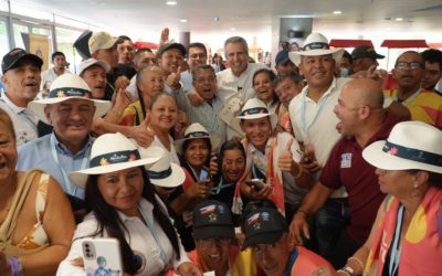 Ministro Velasco convoca a los ediles del país a participar en un Acuerdo Nacional