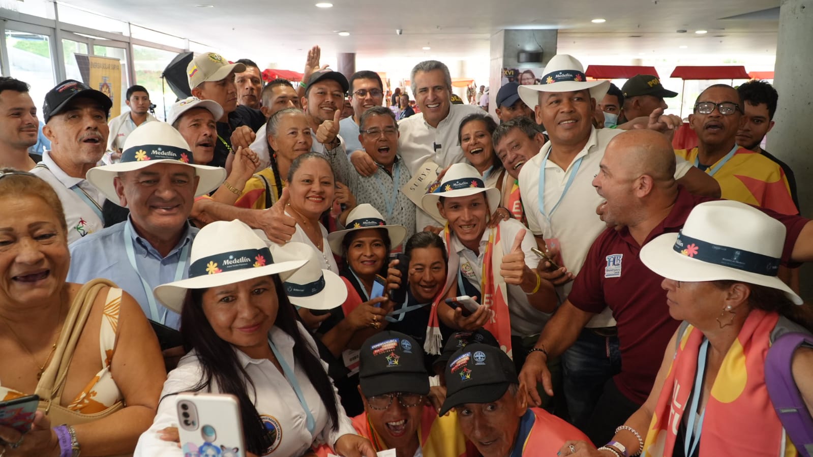 03 08 23 Ministro Velasco convoca a los ediles del país a participar en un Acuerdo Nacional Se convocó a todos los liderazgos del país con miras a la transición energética, la reindustrialización de las regiones y la búsqueda de la paz.