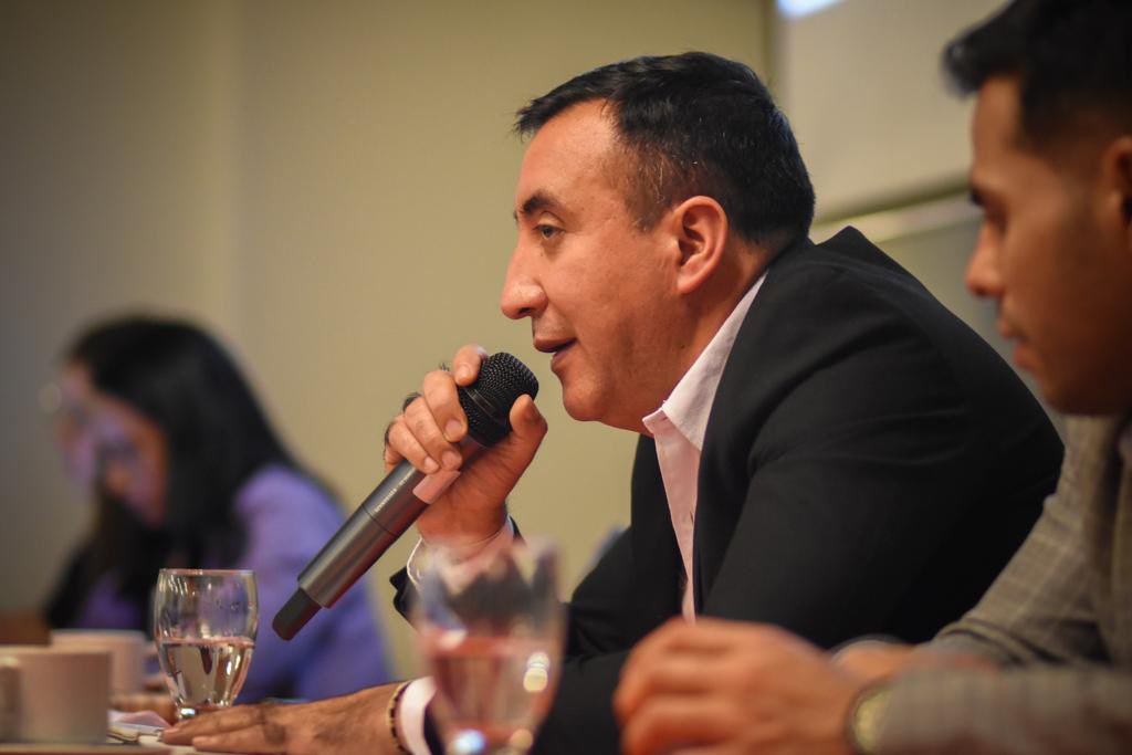 09 08 23 En el Día Internacional de los Pueblos Indígenas MinInterior ratificó su compromiso con estas comunidades Respecto de la decisión tomada por la Jurisdicción Especial para la Paz (JEP), por medio de la cual determinó abrir medida correctiva en contra del Director de Asuntos Indígenas, Rom y Minorías del Ministerio del Interior, en el marco del seguimiento a la medida cautelar adoptada en el Auto AI-061 de 15 de septiembre de 2022, esta cartera de gobierno informa lo siguiente