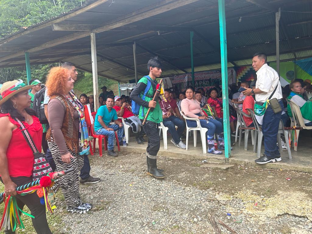 En Buenaventura, MinInterior revisa avances de compromisos con organizaciones indígenas del Valle del Cauca 10-10-2023 La segunda sesión de la mesa de diálogo con la ORIVAC y la ACIVA, revisó el avance de los compromisos acordados con las distintas entidades del Gobierno Nacional, a fin de atender sus necesidades y la salvaguarda de sus derechos fundamentales.