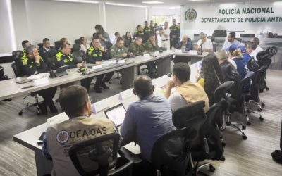 “Esperamos que este domingo sea una fiesta de la democracia”: ministro del Interior, Luis Fernando Velasco