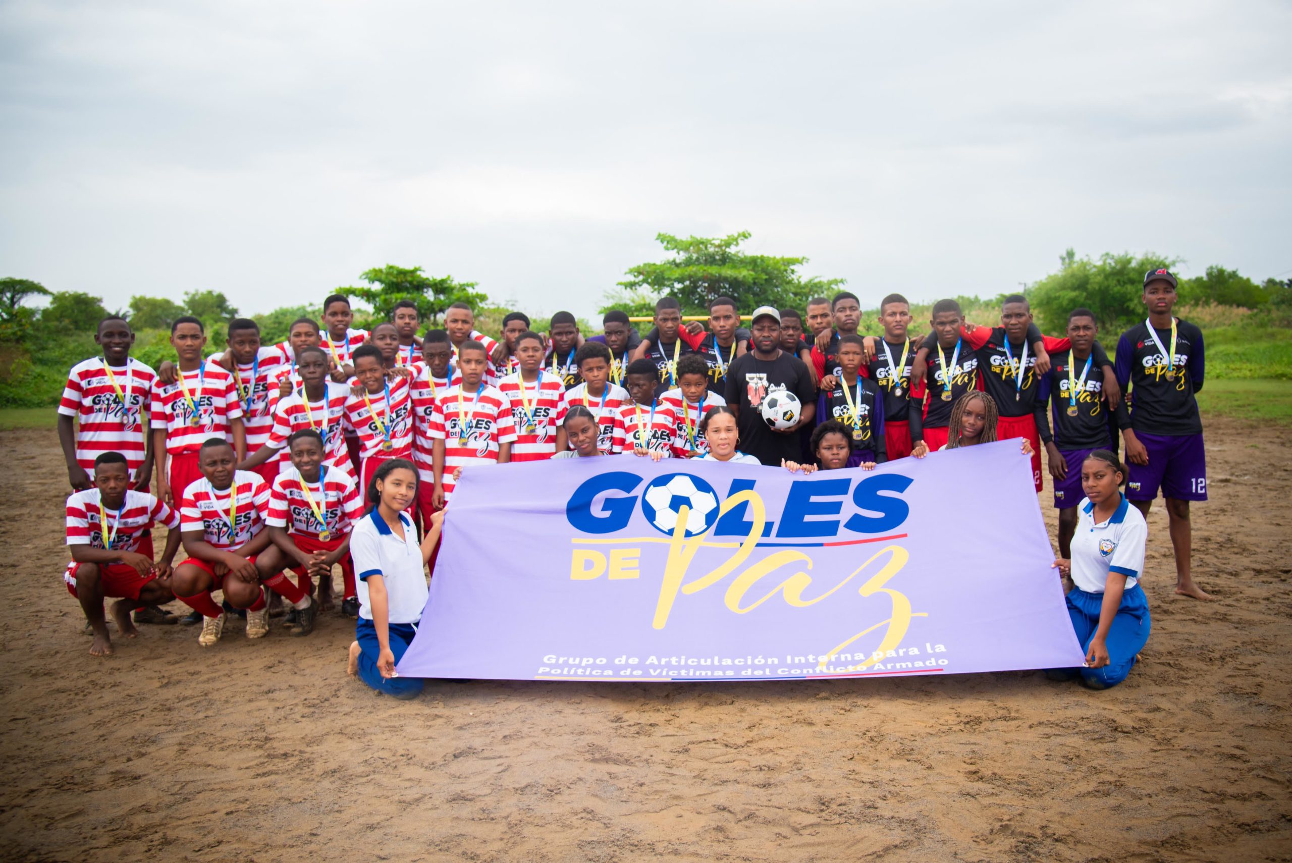 04 02 24 ‘Ruta de la Esperanza’ llega a Urabá como un compromiso de Esta iniciativa busca empoderar a las víctimas del conflicto armado en todo el territorio nacional a través de jornadas pedagógicas, recreativas y deportivas para esta población.