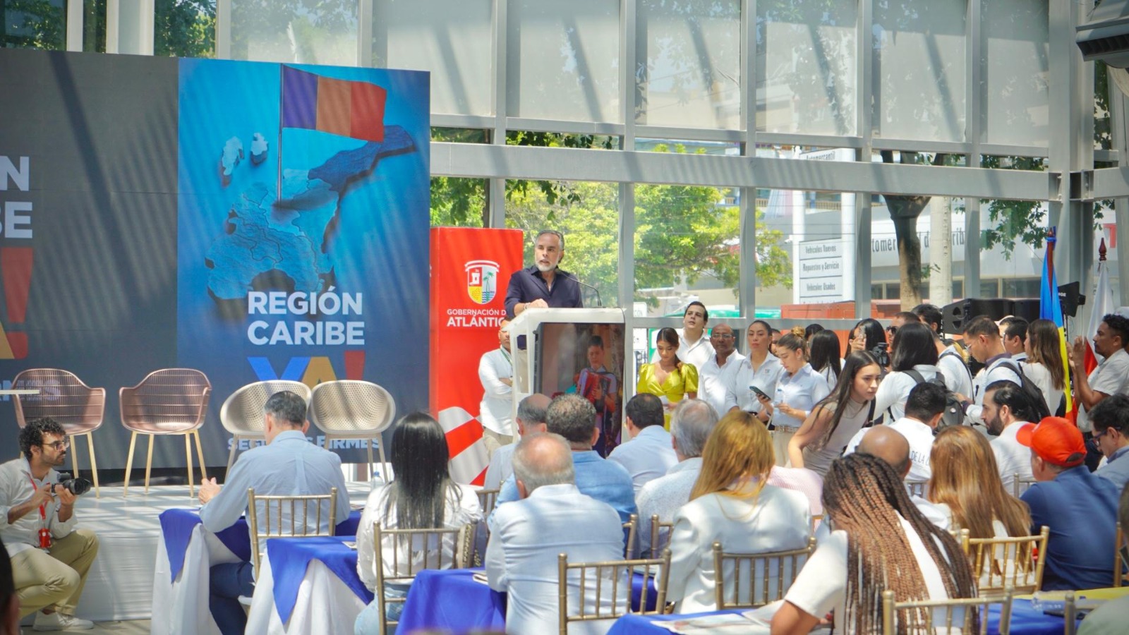 Gobierno nacional respalda la transformación de las regiones en entidades territoriales Se espera que al menos 10 millones de colombianos se sumen a esta jornada de movilización social, que concluirá con la radicación de las 12 preguntas de la Consulta Popular, en el Congreso de la República.