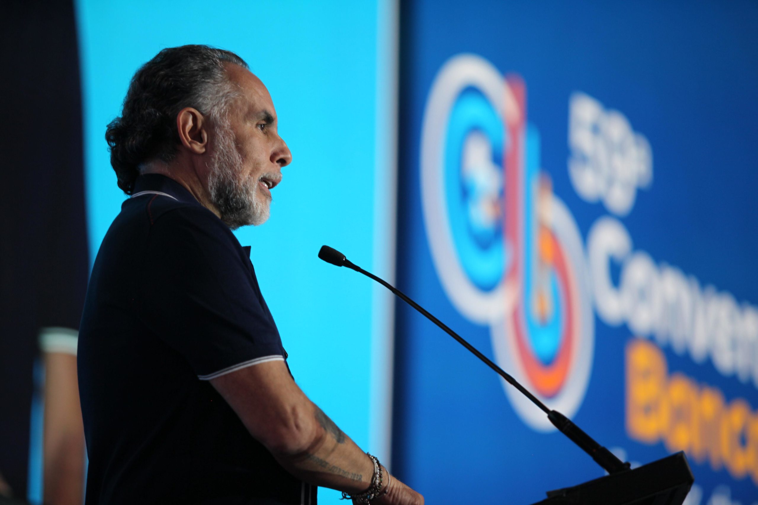 “El Gobierno acatará cualquier fallo o decisión de las cortes” Armando Benedetti, ministro del Interior El ministro agregó que, en los próximos días, la Organización Internacional del Trabajo se pronunciará de forma positiva frente a la Reforma Laboral