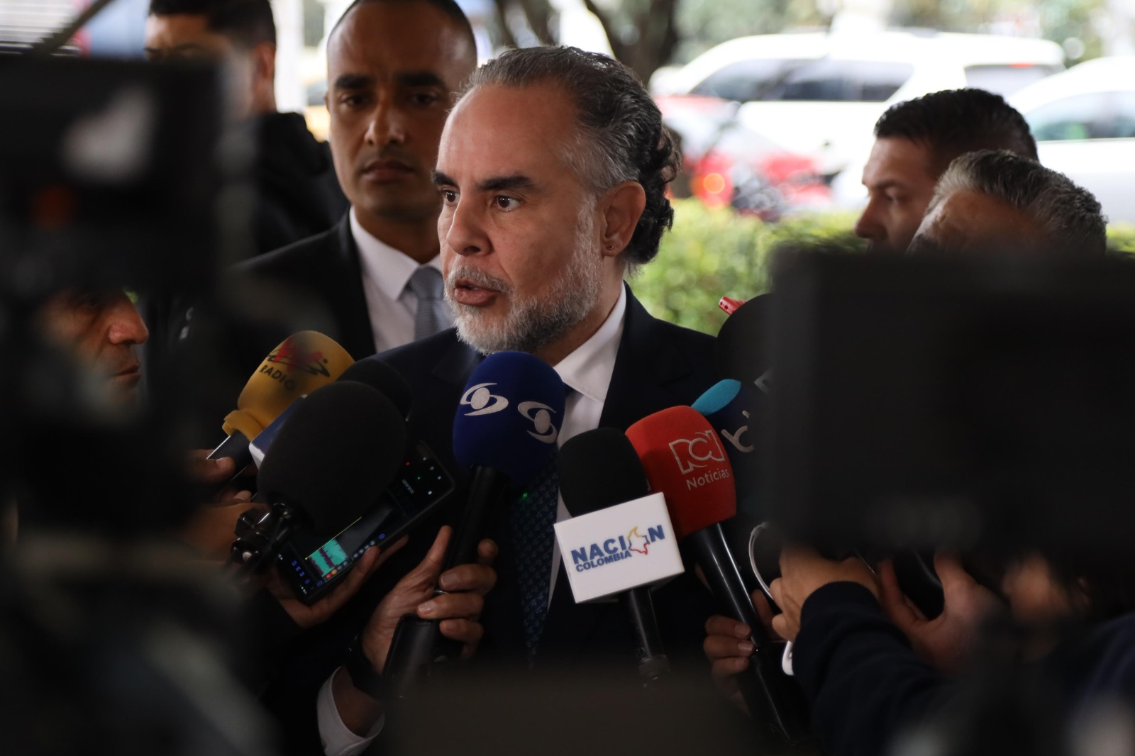 “Toda negociación del Gobierno se ha hecho sobre la mesa” MinInterior El ministro del Interior se refirió a las críticas al evento del pasado sábado en el que participó el presidente Gustavo Petro en Medellín.