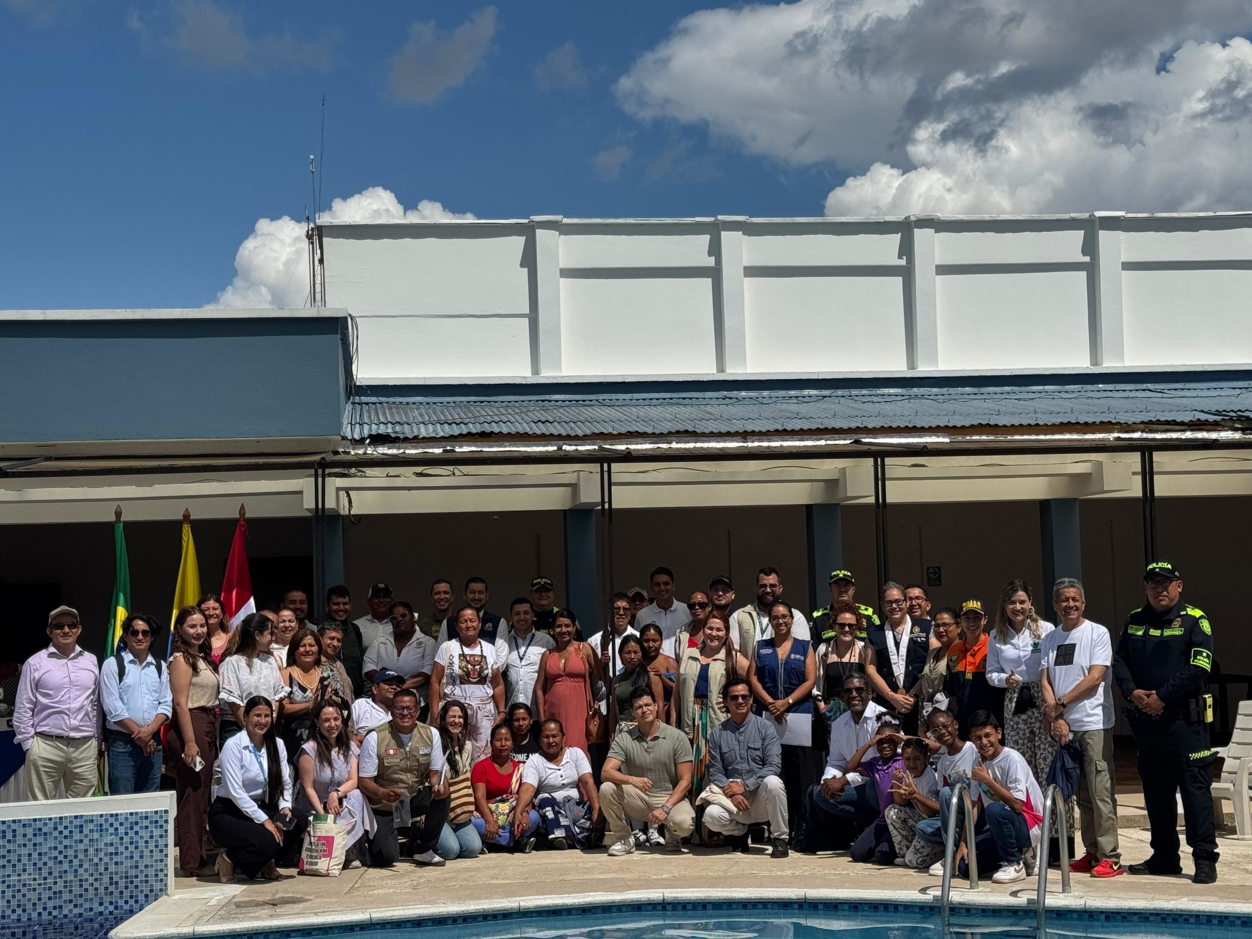 Colombia, Brasil y Perú aprueban plan de acción para enfrentar la trata de personas en la región amazónica Durante dos días, Leticia fue sede de la IV Sesión de la Mesa de la Triple Frontera Amazónica, un espacio de articulación entre Colombia, Brasil y Perú, reactivado en 2024 tras 19 años de inactividad. Esta estrategia conjunta busca enfrentar de manera decidida la trata de personas y la explotación sexual de niñas, niños y adolescentes en una de las regiones más vulnerables de América del Sur.