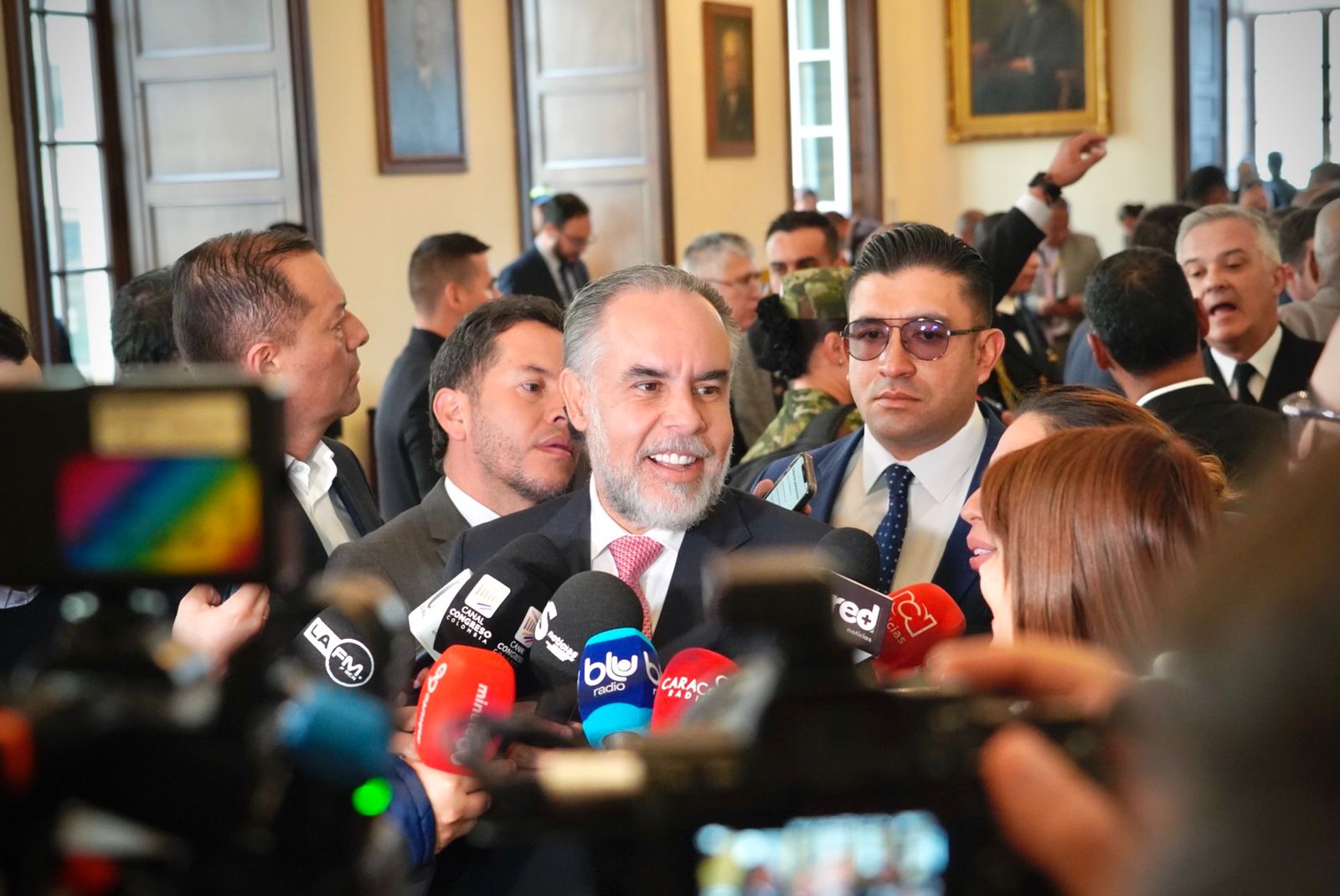 )-. Al iniciar el nuevo periodo legislativo, el ministro del Interior, Armando Benedetti, expresó la posición del Gobierno nacional frente a temas clave de la agenda legislativa, como la reforma a la salud, el presupuesto y la ley tributaria, destacando el ambiente de diálogo y colaboración con el Congreso de la República.