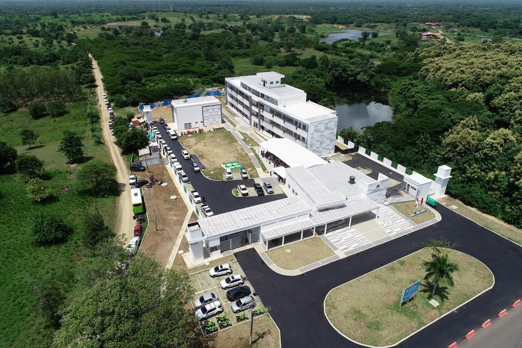 Gobierno nacional pondrá en marcha el nuevo Comando de Policía en Sabanalarga, Atlántico Con la puesta en marcha del Comando Departamental de Policía del Atlántico, el Gobierno Nacional fortalecerá la seguridad y la convivencia ciudadana beneficiando a más de 546.000 habitantes de 18 municipios del Atlántico que no hacen parte del área metropolitana de Barranquilla, con el trabajo de 318 uniformados desde Sabanalarga. A las 12:00 m., el ministro del Interior, Armando Benedetti y el director de la Policía Nacional, Carlos Fernando Triana, darán una rueda de prensa sobre la apuesta estratégica de seguridad para el Atlántico.