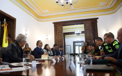 Gobierno revela que no existen suficientes vehículos de protección para cubrir la contienda electoral para el 2026