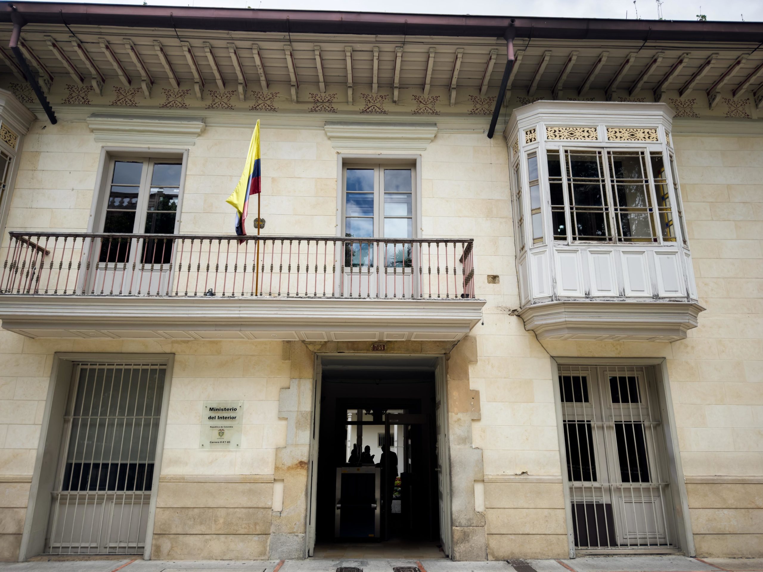 El Ministerio del Interior Respalda Acciones contra Grupo Religioso Fundamentalista Lev Tahór La cartera apoya las acciones tomadas en contra de este grupo fundamentalista que tiene denuncias de crímenes sexuales al rededor del mundo.