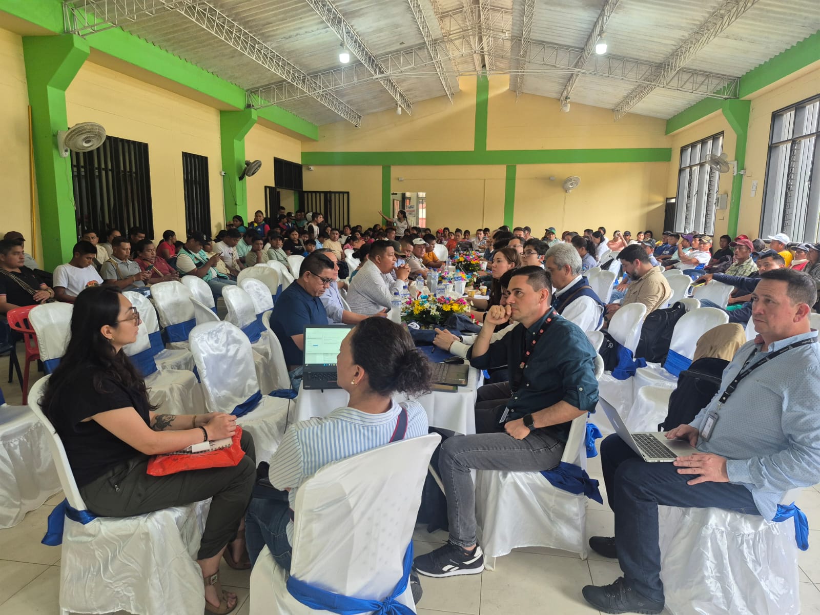 Ministerio del Interior aplaza Mesa de Diálogo con la Nación U’wa en Cubará, Boyacá El Ministerio del Interior informa a la opinión pública que la Mesa de Diálogo con la Nación U’wa, convocada en el marco de la Resolución 0473 de 2017 y programada para el próximo 17 de diciembre de 2025 en el municipio de Cubará, Boyacá, ha sido aplazada hasta nueva orden.