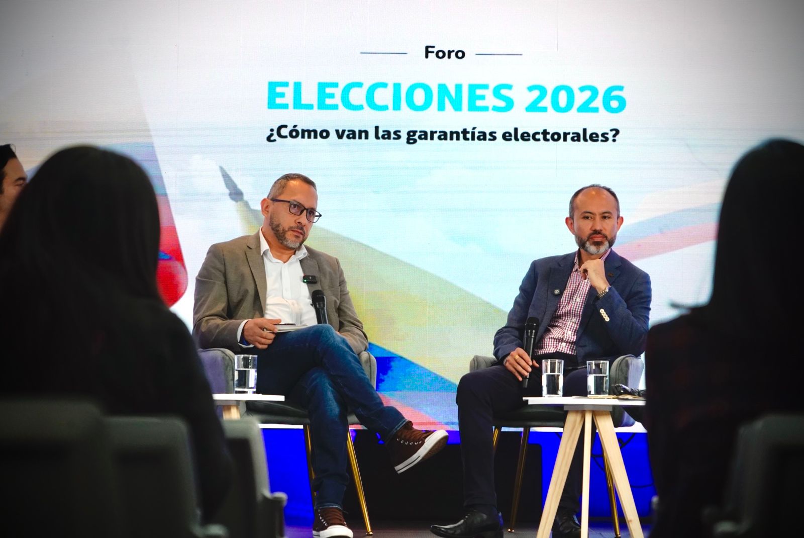 “Consulta previa es un derecho constitucional y debe armonizarse con el desarrollo” viceministro Gabriel Rondón En medio del foro Elecciones 2026: ¿Cómo van las garantías electorales?, adelantado por la casa editorial El Tiempo, el Viceministro de Diálogo Social del Ministerio del Interior, Gabriel Rondón, reiteró que la consulta previa es un derecho constitucional y que cualquier ajuste debe respetar su esencia como garantía fundamental de las comunidades étnicas en Colombia.