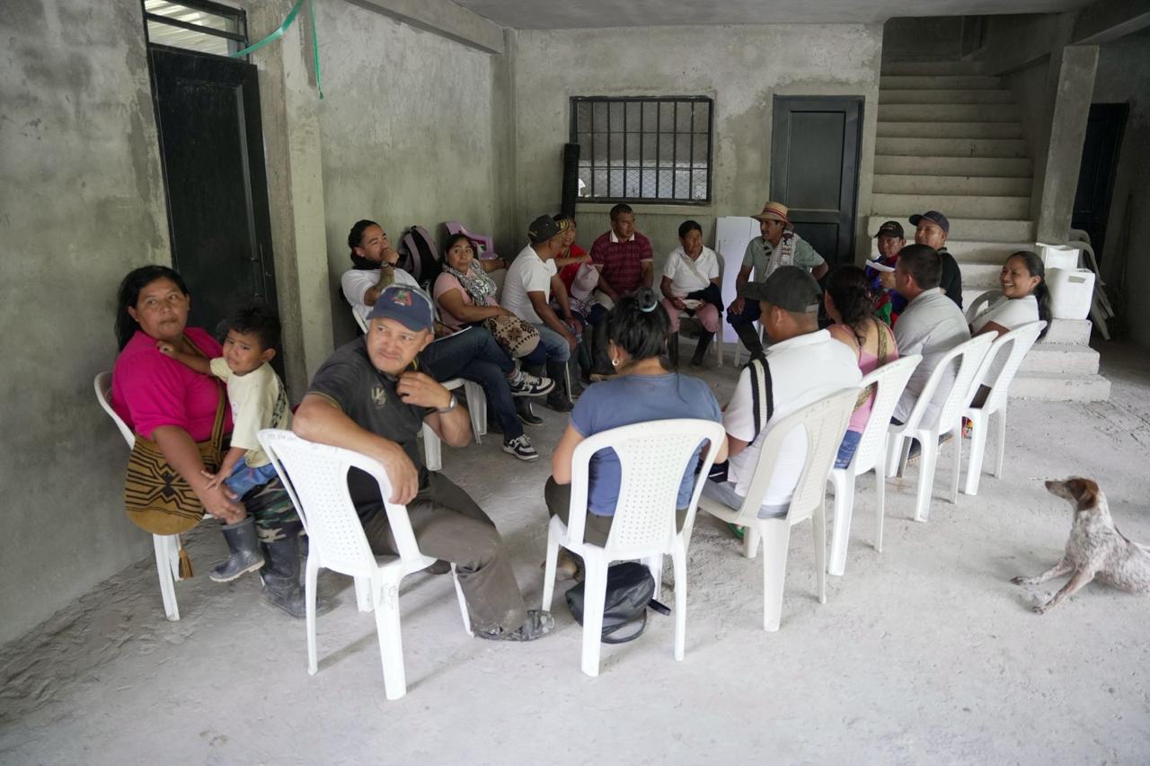 La jornada se realizará el próximo 11 de abril en el Resguardo Indígena El Playón Nasa Naya, del municipio de Buenos Aires, Cauca. Será la primera vez que se realice una conmemoración en el territorio con apoyo de una entidad estatal. El proceso busca honrar la memoria de las víctimas, fortalecer los procesos de reparación colectiva y reafirmar compromisos de no repetición desde el territorio.