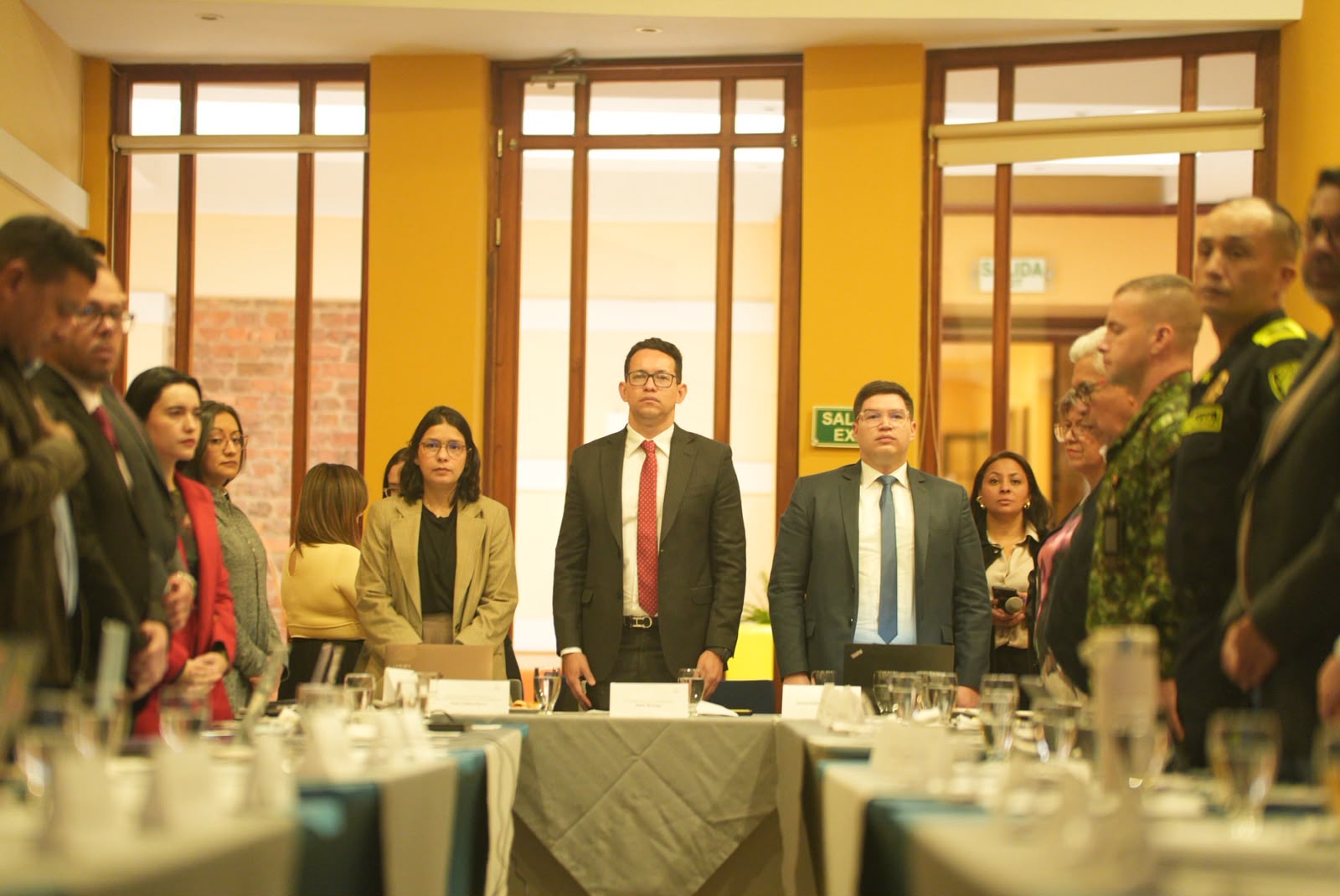Ministerio del Interior destaca los principales logros de las elecciones de Organismos de Acción Comunal Este miércoles, el Ministerio del Interior, junto a otras entidades del Gobierno Nacional y del Ministerio Público, instalaron la Segunda Mesa Nacional de Seguridad y de garantías electorales con los organismos de Acción Comunal. Durante el evento se presentó a los representantes de la mesa el balance de las elecciones de los Organismos de Acción Comunal de primer grado, que se realizaron el pasado 26 de abril de 2026, resaltando los principales resultados, la participación electoral y las acciones desarrolladas por el Ministerio del Interior. Además, se presentaron los planes y acciones de cara a las elecciones de Asojuntas que se realizarán el próximo 26 de julio.