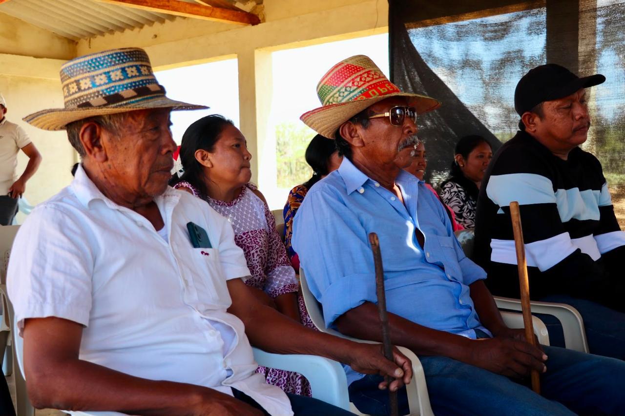 Garantizar que los pueblos indígenas, las comunidades negras, afrocolombianas, raizales, palenqueras y el pueblo Rrom participen en las decisiones que pueden afectar sus territorios, su cultura y sus derechos colectivos es el propósito de la consulta previa, un derecho fundamental que promueve el diálogo intercultural y la construcción de acuerdos entre el Estado, las comunidades y los diferentes sectores que desarrollan proyectos en el país.